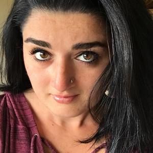 Meet your Posher, Natasha